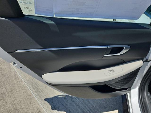 new 2025 Hyundai Sonata car, priced at $27,942