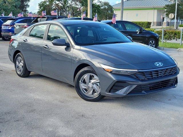 new 2025 Hyundai Elantra car, priced at $21,334