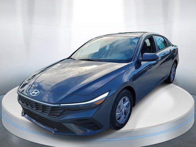 new 2025 Hyundai Elantra car, priced at $21,334