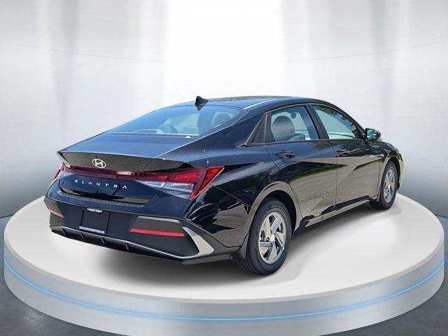 new 2025 Hyundai Elantra car, priced at $22,168