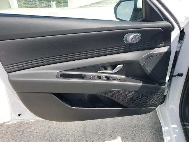 new 2025 Hyundai Elantra car, priced at $26,412