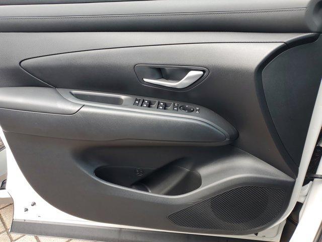 new 2026 Hyundai TUCSON Hybrid car, priced at $31,498