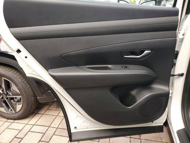 new 2026 Hyundai TUCSON Hybrid car, priced at $31,498