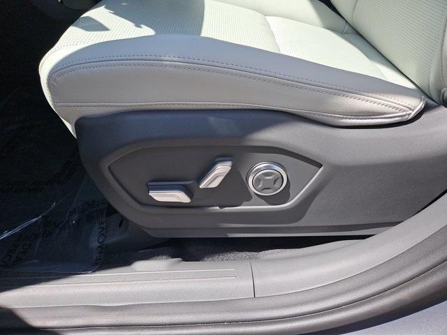 new 2025 Hyundai SANTA FE HEV car, priced at $44,864