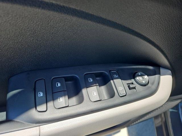 new 2025 Hyundai Venue car, priced at $23,056