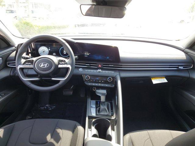 new 2025 Hyundai Elantra car, priced at $25,662