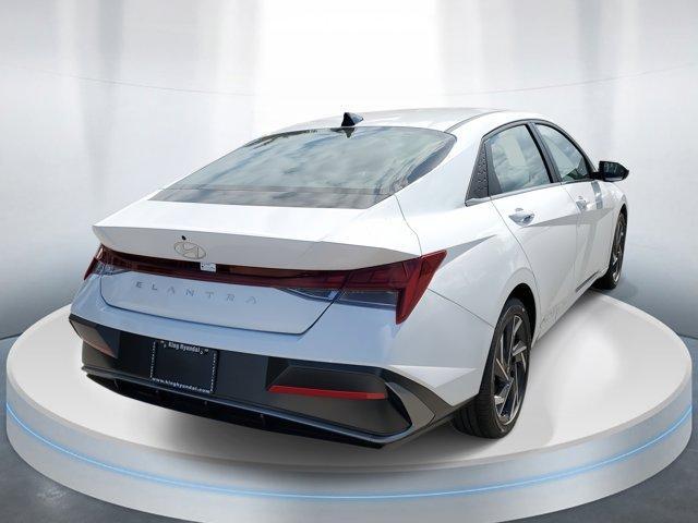 new 2025 Hyundai Elantra car, priced at $25,662