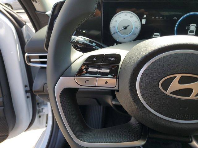 new 2025 Hyundai Elantra car, priced at $25,662