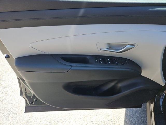 new 2025 Hyundai Tucson car, priced at $28,143