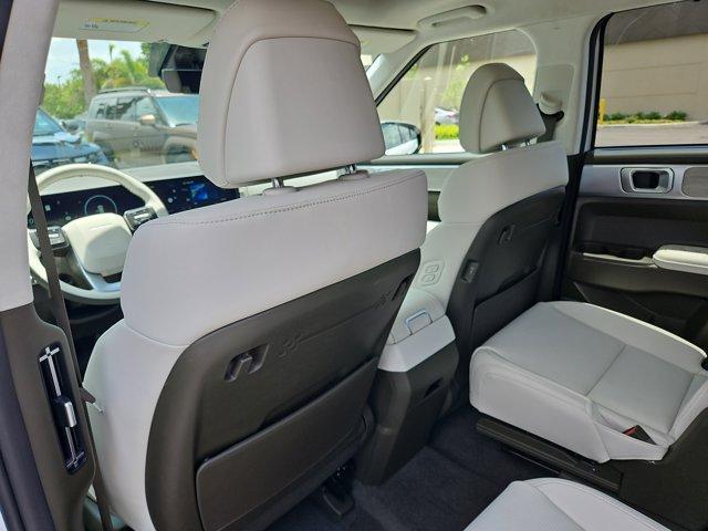 new 2025 Hyundai SANTA FE HEV car, priced at $47,562