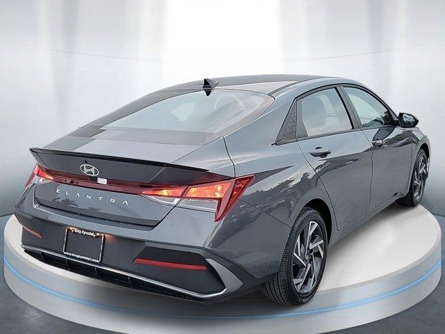 new 2025 Hyundai Elantra car, priced at $22,231