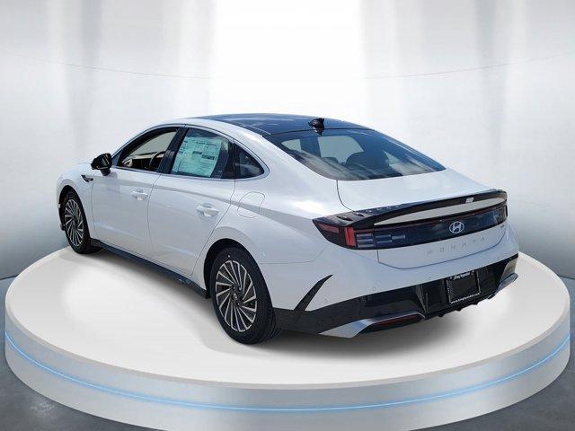 new 2025 Hyundai Sonata Hybrid car, priced at $37,544