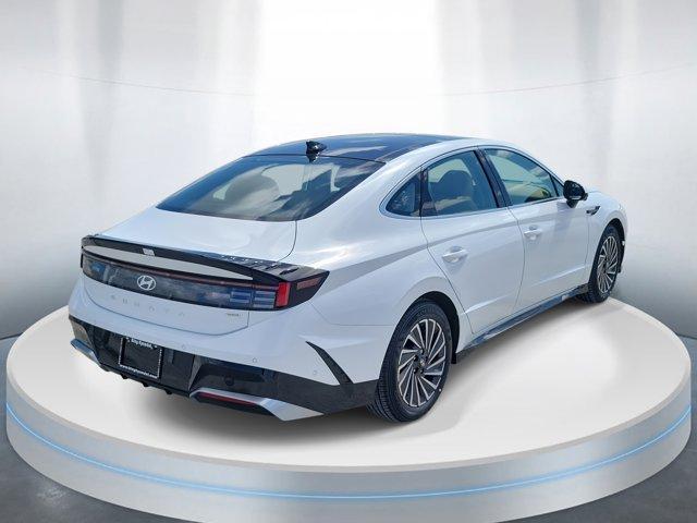new 2025 Hyundai Sonata Hybrid car, priced at $37,544