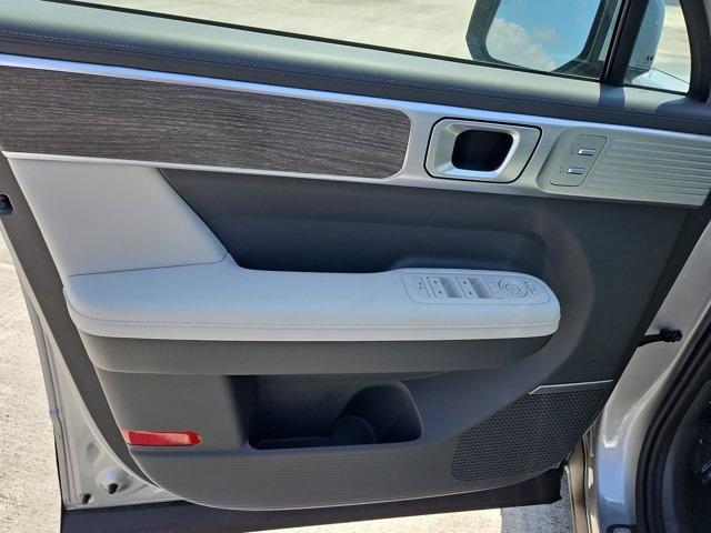 new 2025 Hyundai Santa Fe car, priced at $45,221