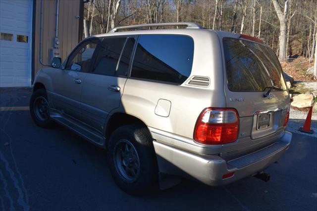 used 2002 Lexus LX 470 car, priced at $16,899