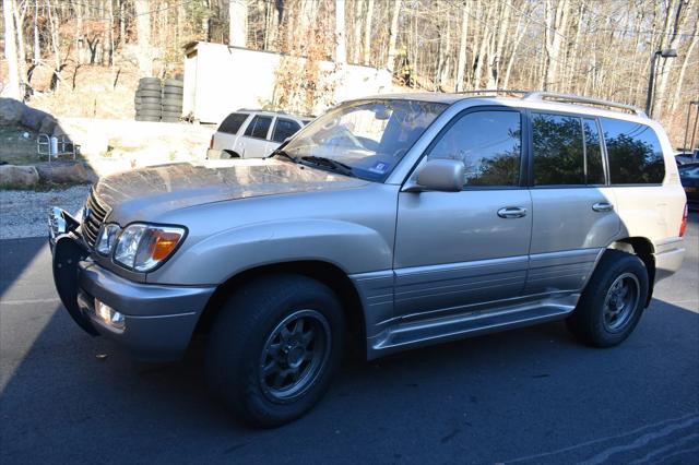 used 2002 Lexus LX 470 car, priced at $16,899