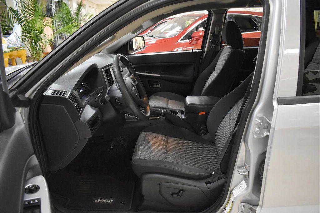 used 2009 Jeep Grand Cherokee car, priced at $9,899