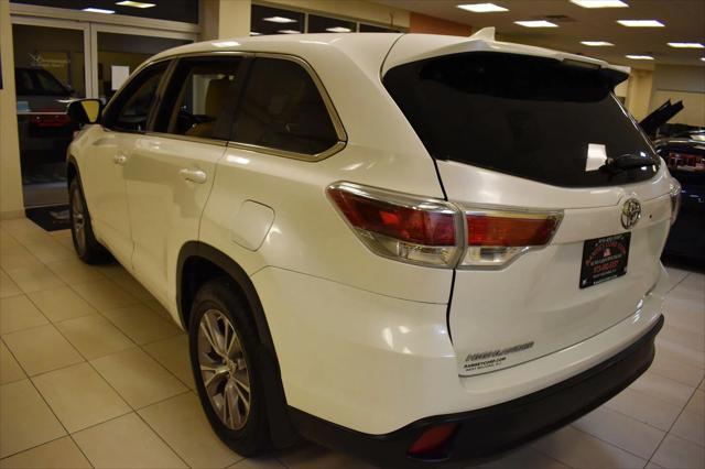 used 2014 Toyota Highlander car, priced at $14,399