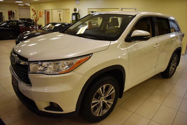 used 2014 Toyota Highlander car, priced at $14,399