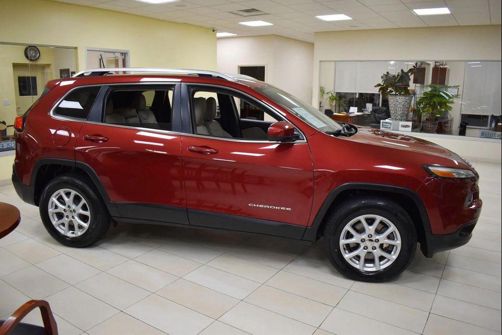 used 2016 Jeep Cherokee car, priced at $12,999