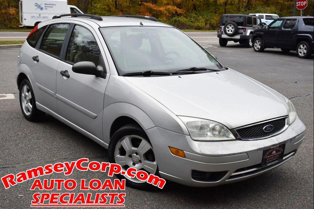used 2005 Ford Focus car, priced at $4,599
