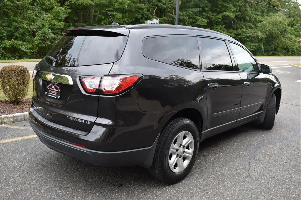 used 2015 Chevrolet Traverse car, priced at $10,499