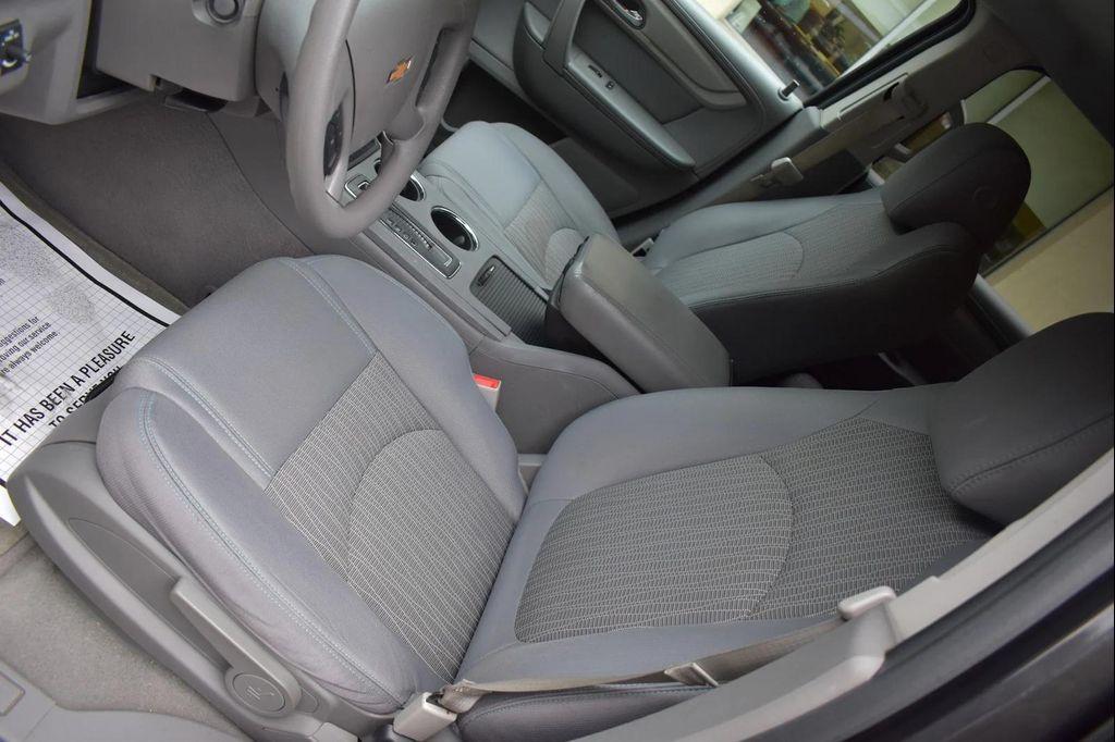 used 2015 Chevrolet Traverse car, priced at $10,499