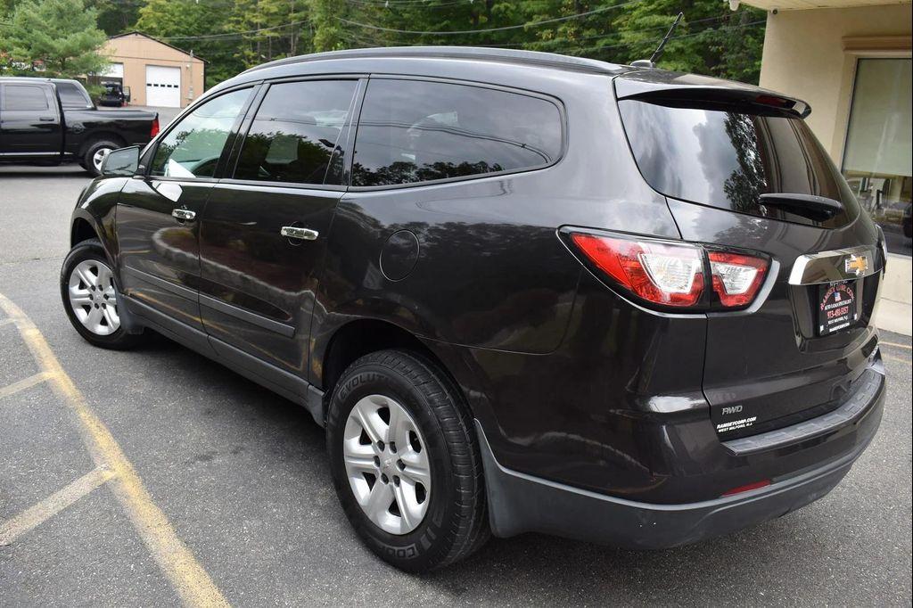 used 2015 Chevrolet Traverse car, priced at $10,499