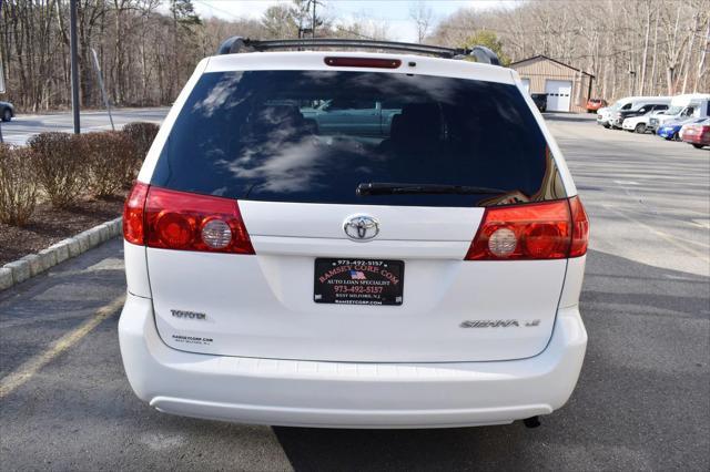 used 2007 Toyota Sienna car, priced at $11,399