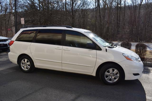 used 2007 Toyota Sienna car, priced at $11,399