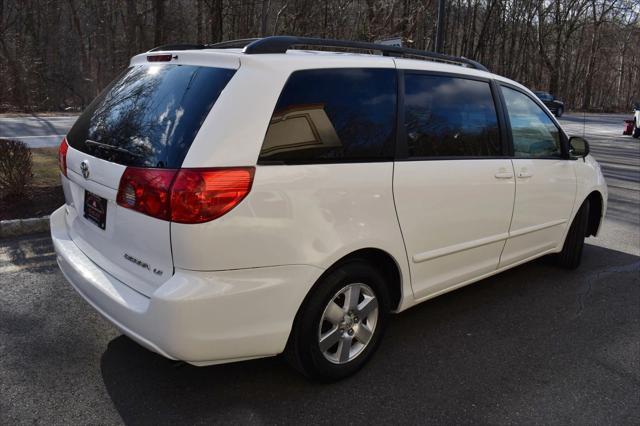 used 2007 Toyota Sienna car, priced at $11,399