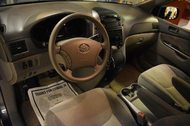 used 2007 Toyota Sienna car, priced at $7,499