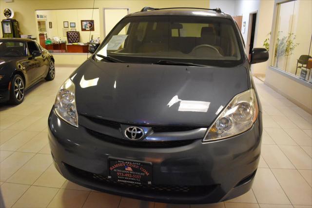 used 2007 Toyota Sienna car, priced at $7,499