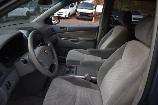 used 2007 Toyota Sienna car, priced at $7,699