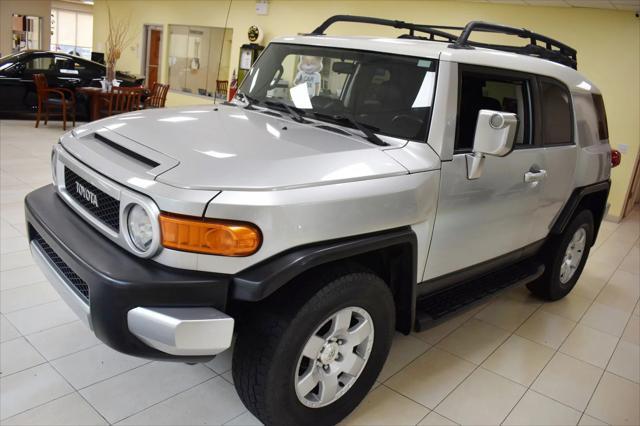 used 2007 Toyota FJ Cruiser car, priced at $16,599