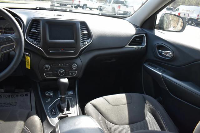 used 2019 Jeep Cherokee car, priced at $16,599