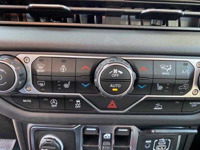 new 2025 Jeep Gladiator car, priced at $45,287