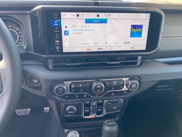 new 2025 Jeep Gladiator car, priced at $45,287