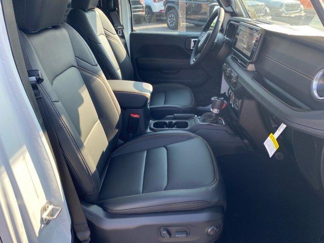 new 2025 Jeep Gladiator car, priced at $45,287