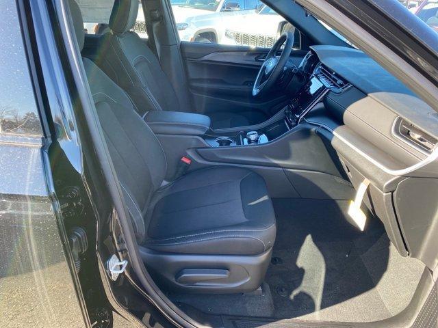 new 2025 Jeep Grand Cherokee L car, priced at $41,425