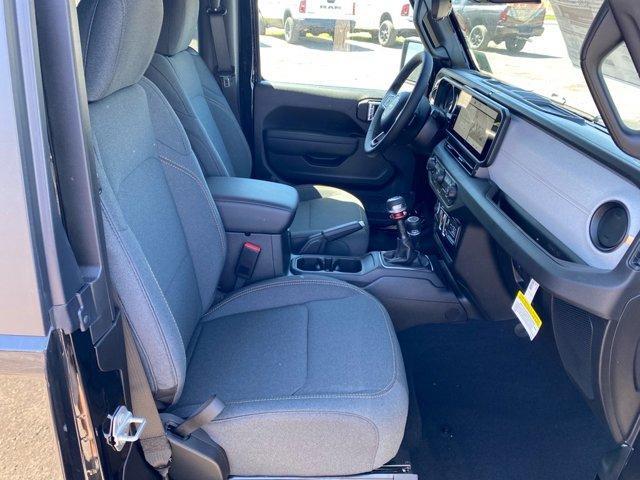 new 2025 Jeep Wrangler car, priced at $39,305