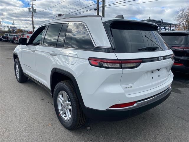 new 2024 Jeep Grand Cherokee car, priced at $42,125