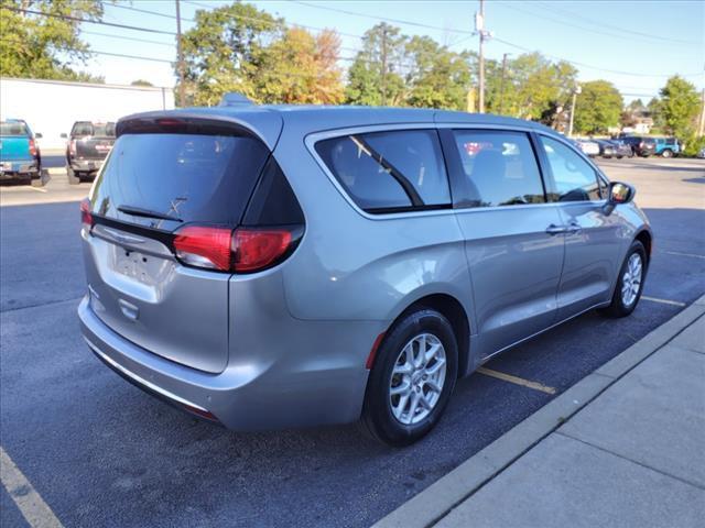 used 2020 Chrysler Pacifica car, priced at $16,704