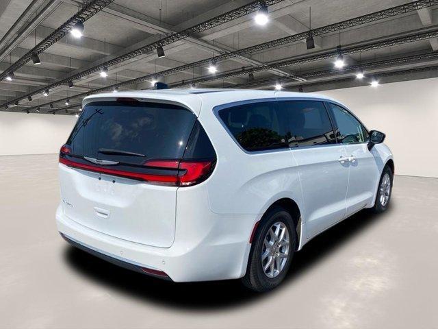 used 2024 Chrysler Pacifica car, priced at $36,959