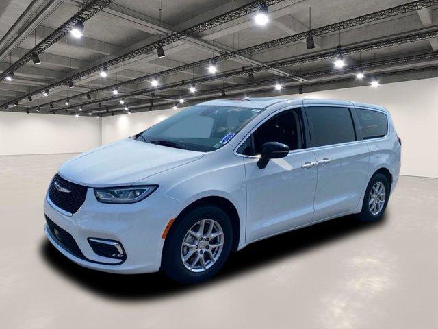 used 2024 Chrysler Pacifica car, priced at $36,959