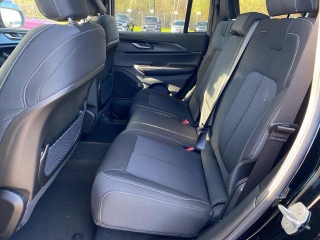 new 2025 Jeep Grand Cherokee car, priced at $41,238