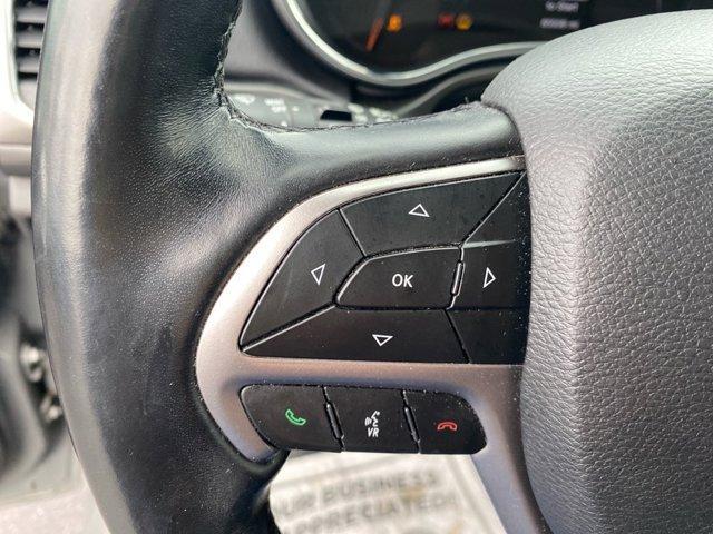 used 2021 Jeep Grand Cherokee car, priced at $23,211