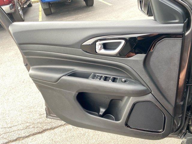 used 2023 Jeep Compass car, priced at $25,419