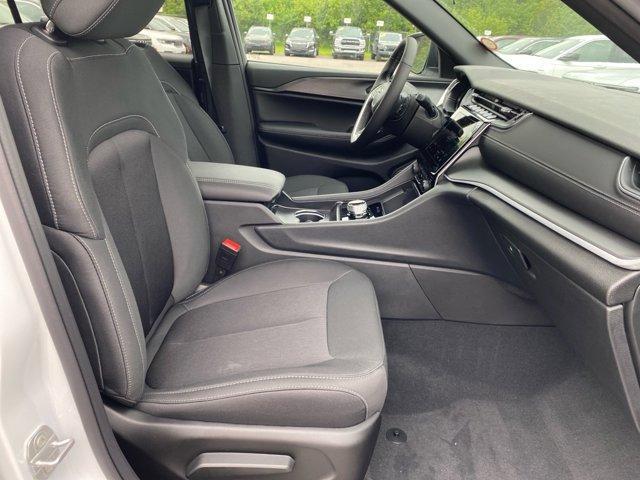new 2025 Jeep Grand Cherokee L car, priced at $43,584