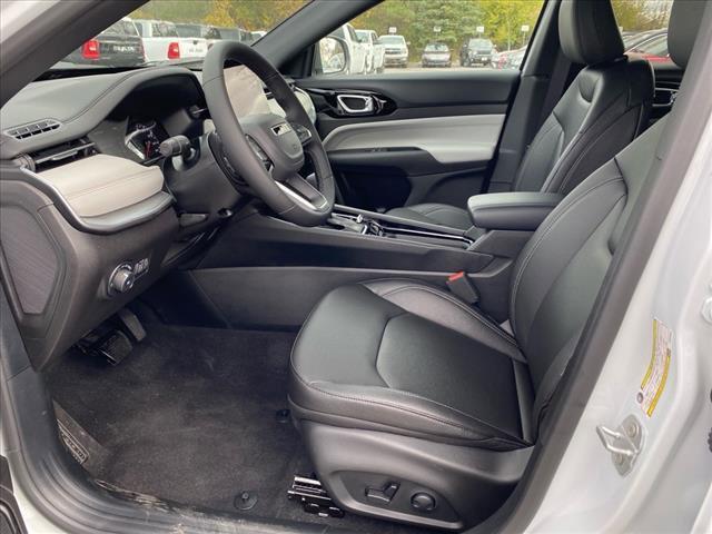 new 2025 Jeep Compass car, priced at $32,840